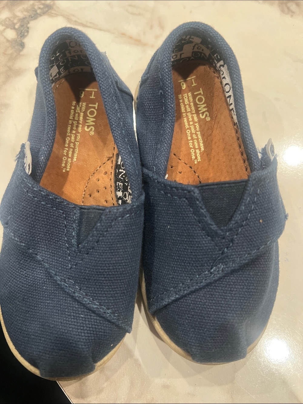 Toms Kids Canvas Slip-On Sneakers in Navy Blue